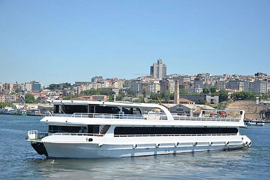 Istanbul Bosphorus Dinner Cruise &Entertainment hotel pickup - Dolmabahce Palace, Ciragan Palace, and the Bogazici Bridge