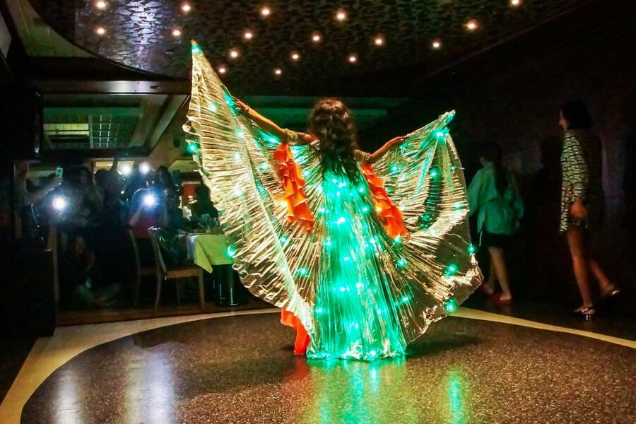 Istanbul: Bosphorus Dinner Cruise w/ Drinks & Entertainment - Why the Bosphorus at night is worth planning around