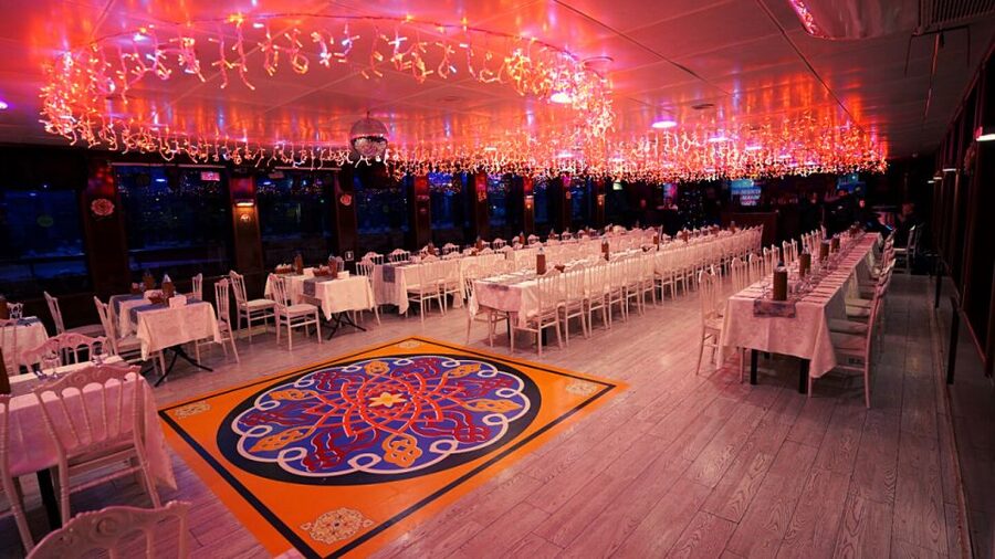 Istanbul: Bosphorus Dinner Cruise with Drinks & Turkish Show - Key things to know before you go