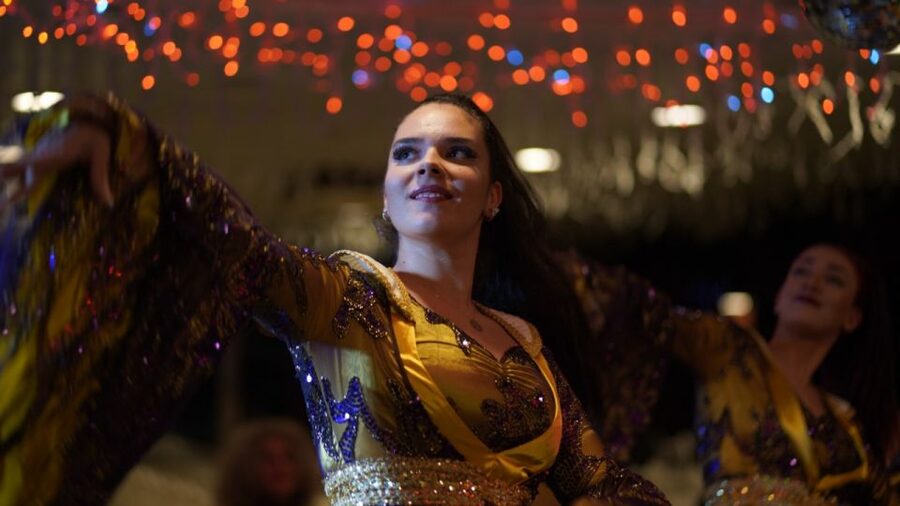 Istanbul: Bosphorus Dinner Cruise with Drinks & Turkish Show - Should you book this Bosphorus dinner cruise?