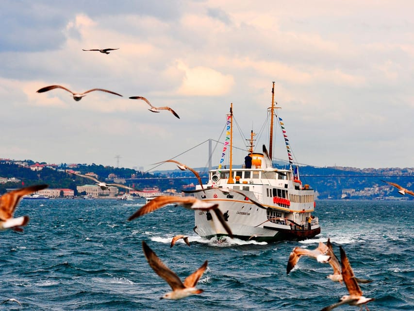 Istanbul: Bosphorus Dinner Cruise with Private Table & Show - Who this Bosphorus cruise suits best