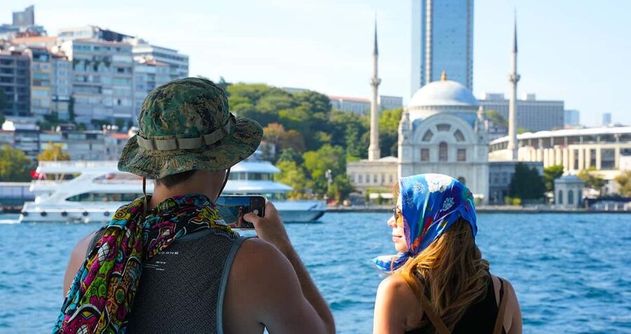 Istanbul: Bosphorus & Golden Horn Cruise Daytime or Sunset - Sunset timing at 6:30 PM: when to plan for golden hour