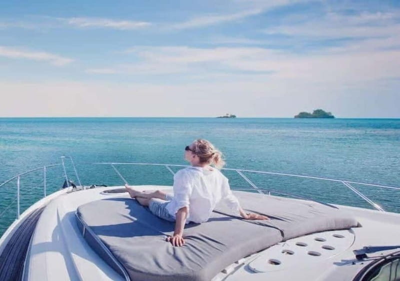 Istanbul: Bosphorus Morning or Sunset Yacht Tour with Snacks - Getting There: Kabataş Is the Place