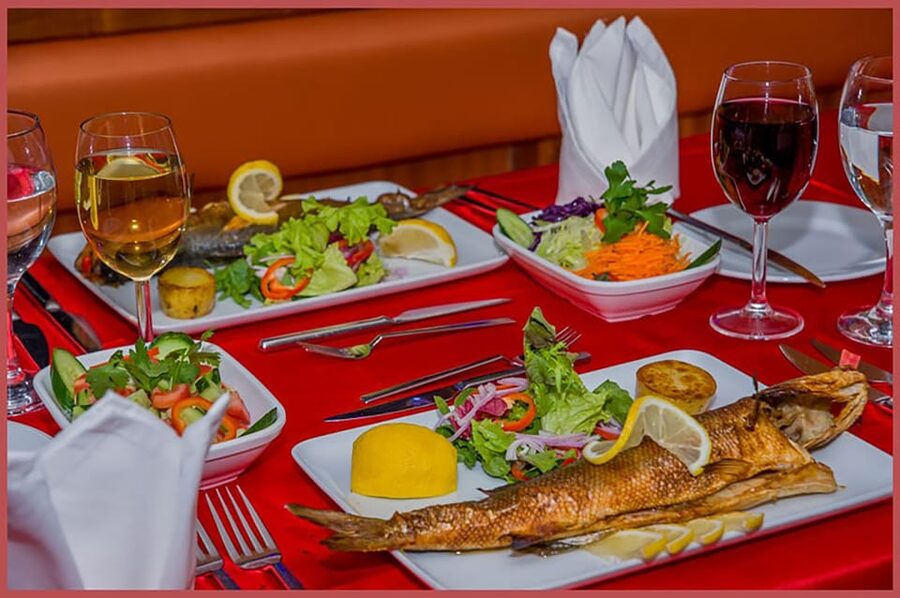 Istanbul: Bosphorus Night Dinner Cruise with Private Table - Who this cruise is best for (and who should skip it)