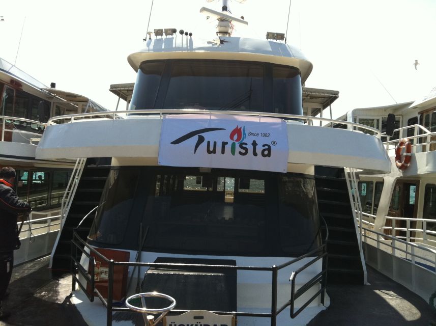 Istanbul: Bosphorus Sightseeing Boat Tour with Guide - Who This Tour Fits Best (and Who Should Skip It)