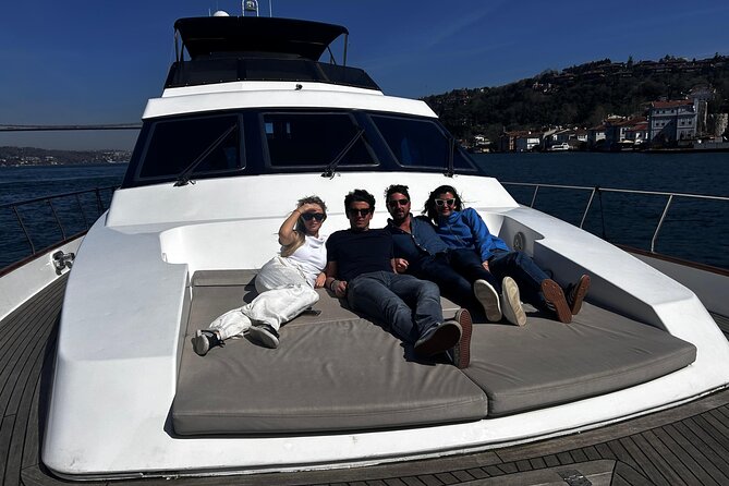 Istanbul Bosphorus Sunset Cruise on the Luxury Yacht - Where to meet, and how not to lose your evening