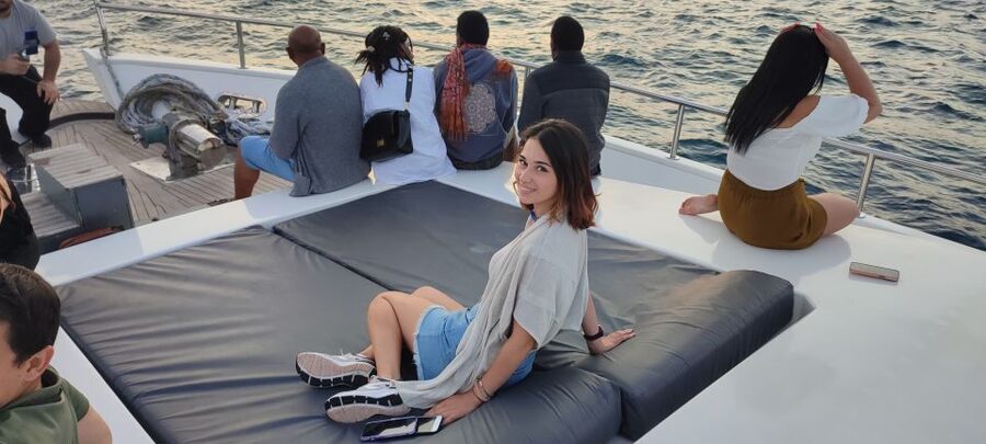 Istanbul: Bosphorus Sunset Cruise on Yacht with Live Guide - Should You Book the Bosphorus Sunset Yacht Cruise with Golden City Tours?
