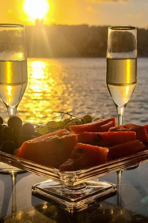 Istanbul: Bosphorus Sunset Cruise with Drinks & Snack - Why the Bosphorus Sunset Cruise Is Such Good Value