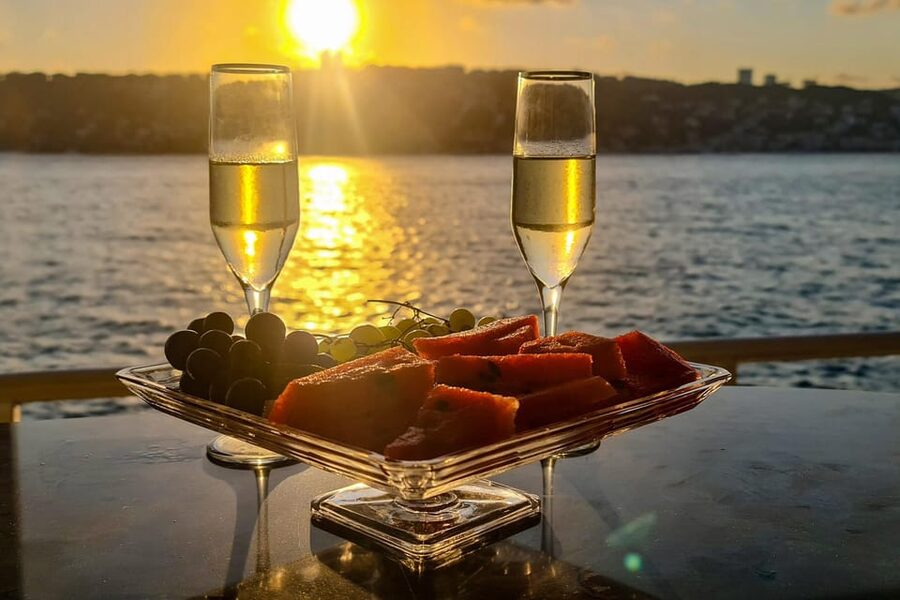 Istanbul: Bosphorus Sunset Cruise with Drinks & Snack - Ortaköy Mosque and Bebek: Where the Shore Feels Human