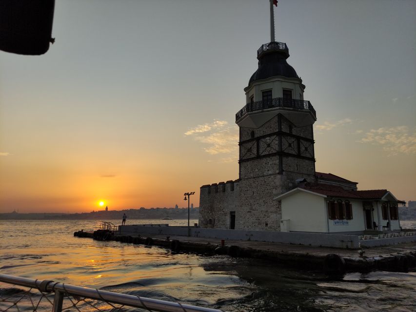 Istanbul: Bosphorus Sunset Cruise with Snacks and Wine - Rumeli Fortress to Fatih Sultan Mehmet Bridge: the part that feels like a mini time machine