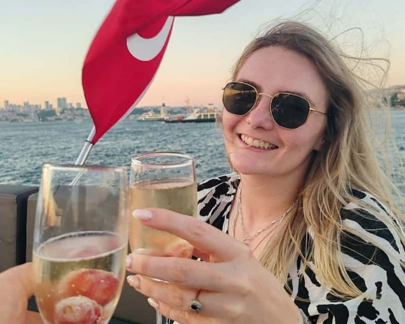Istanbul: Bosphorus Sunset or Night Yacht Cruise & Transfers - Price and value: why $34 can work well here