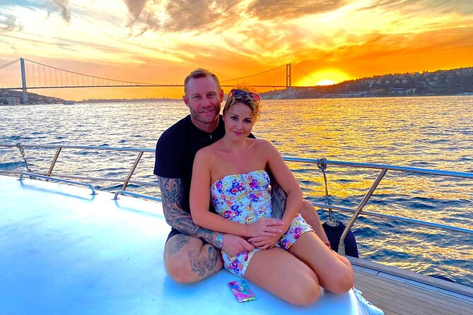 Istanbul Bosphorus Sunset Yacht Cruise With Live Guide And Snacks - What you’ll enjoy on board (snacks, drinks, and the host)