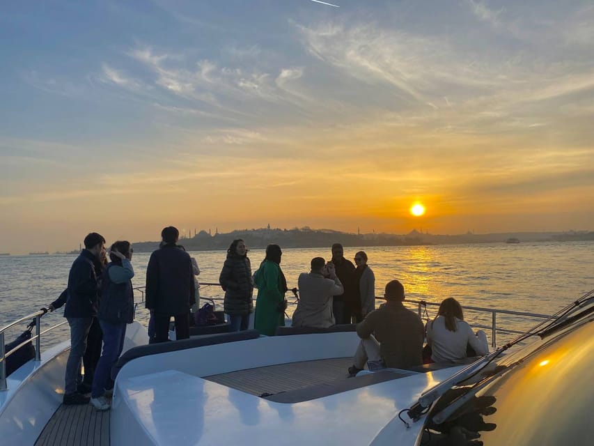 Istanbul: Bosphorus Sunset Yacht Cruise with Live Guide - Getting to the pier: Kabataş is the key, not stress