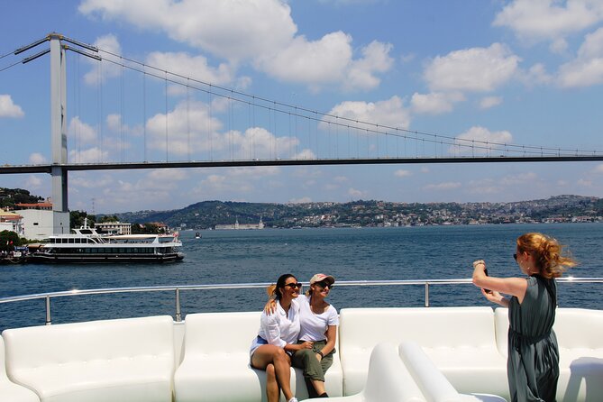 Istanbul Bosphorus Yacht Experience – Asian Side Visit in Kanlica - The Route Highlights You Can Spot Without Getting Lost