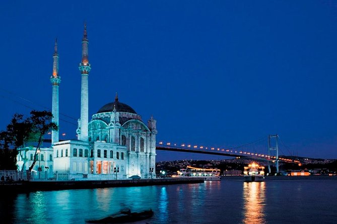 Istanbul by Night: Turkish Dinner and Show - What the Night Feels Like on a Bosphorus Dinner Cruise