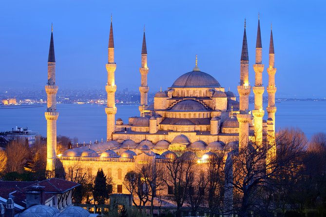 Istanbul Byzantine and Ottoman Tour: Hagia Sophia, Topkapi Palace, Blue Mosque and Grand Bazaar - Hagia Sophia Grand Mosque: One Building, Two Empires in One View