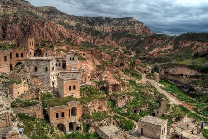 Istanbul Cappadocia 2 Days Tour Guided By A Local Expert - Ihlara Valley: The 4km Trek That Adds Real Energy