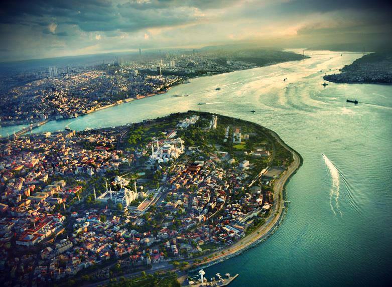 Istanbul City Sightseeing Tour & Turkish Dinner & Show - Old City Morning: Why This Combo Works