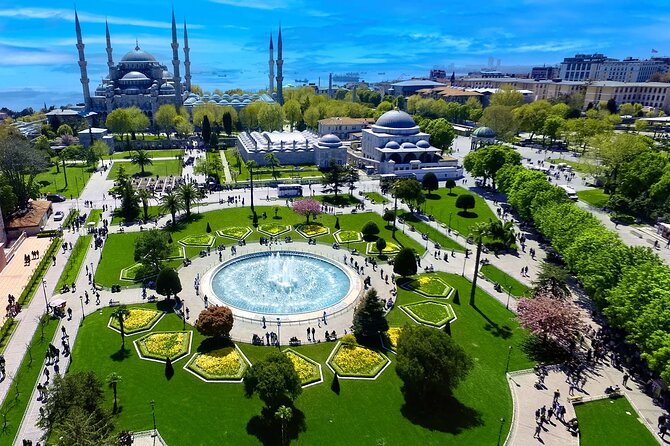 Istanbul City Tour W/ Fast Track Basilica Cistern W/ Small Group - The Blue Mosque Visit: Tiles, Minarets, and a Useful Photo Window