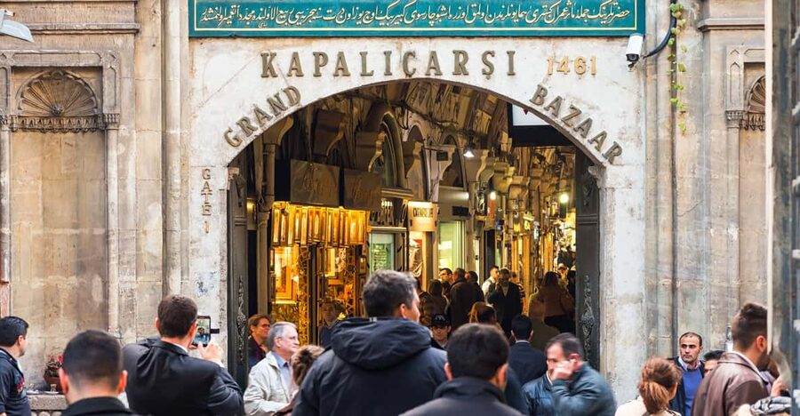 Istanbul City Walk: Blue Mosque, Hippodrome & Hagia Sophia - Why this Sultanahmet city walk fits short Istanbul days