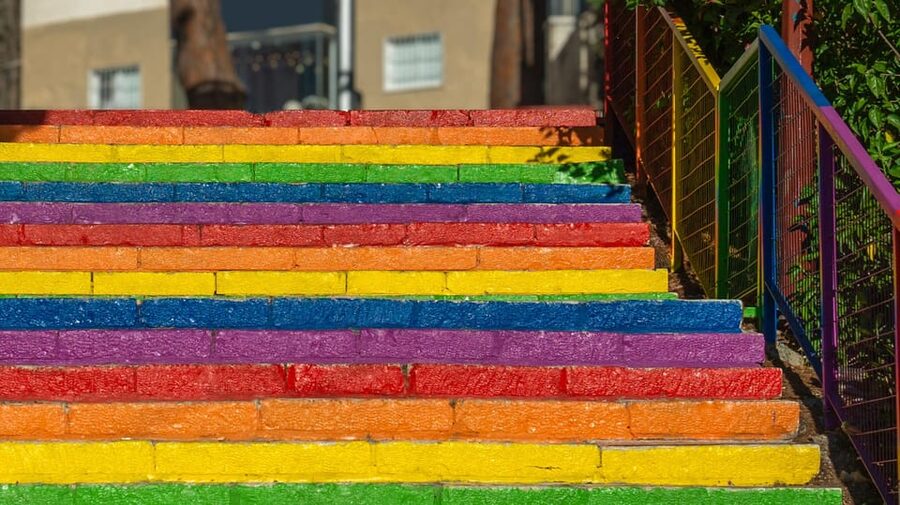 Istanbul: Colorful Fener & Balat Walking Tour w/Expert Guide - Balat’s colored lanes: where the best photos come with context