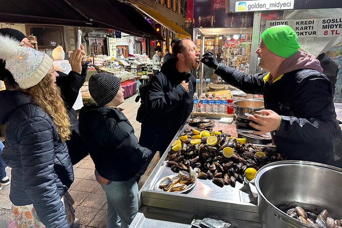 Istanbul Culinary Tour: Local Hotspots and Gourmet Street Foods - Walking in the right neighborhoods for food