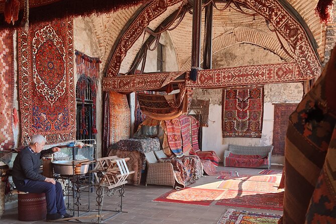 Istanbul Customized Tour - Private - Stop 4: Sultanahmet District free time for mosques, lunch, and shopping
