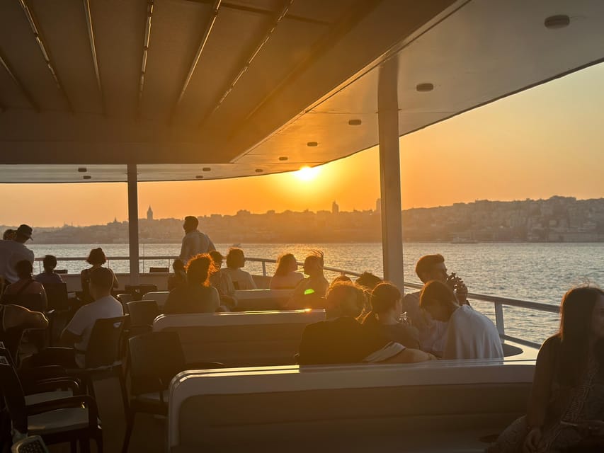 Istanbul: Daytime or Sunset Sightseeing Cruise & Audio Guide - Small group energy, plus onboard WiFi