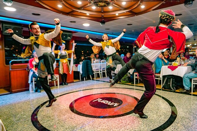 ISTANBUL: Dinner Cruise On The Bosphorus with Turkish night show - The Route on the Bosphorus: From Dolmabahçe to Kız Kulesi