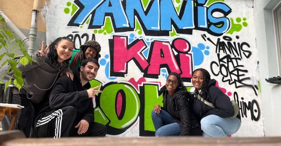 Istanbul: Do Street Art with Local Artists at Home Garden - Price and value: is $94 fair for 2.5 to 3 hours?