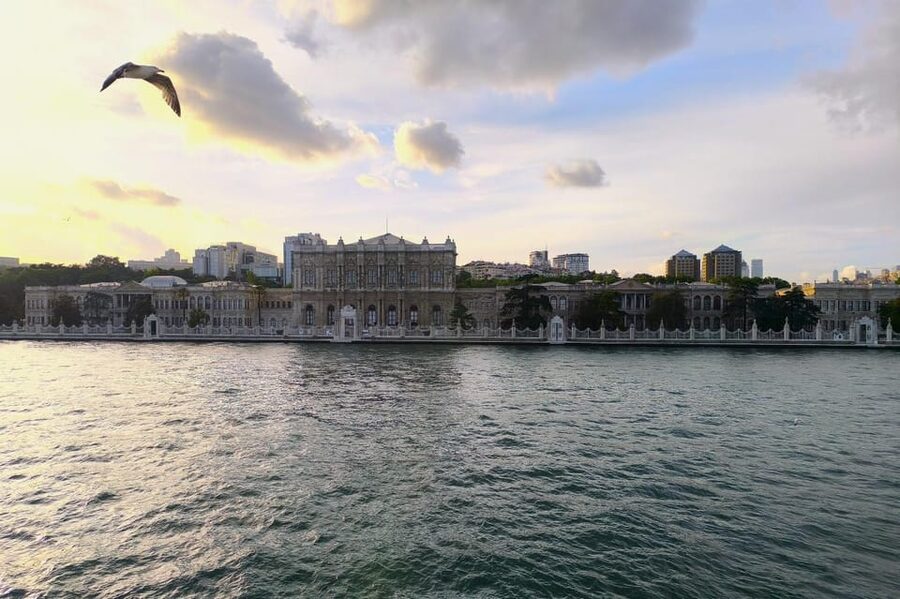 Istanbul: Dolmabahce Palace and Harem Skip-the-Line Ticket - Entering smoothly: skip-the-line, but security is still real