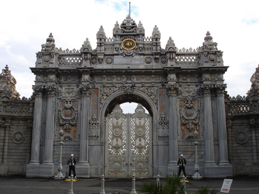 Istanbul: Dolmabahçe Palace and Uskudar Guided Tour - Practical tips before you go