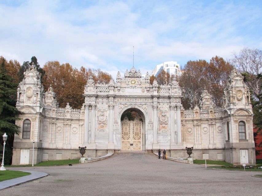 Istanbul: Dolmabahçe Palace and Uskudar Guided Tour - Should you book this guided Dolmabahçe and Üsküdar tour?