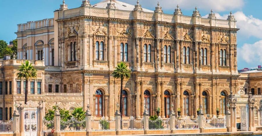 Istanbul: Dolmabahce Palace & Harem Skip-the-Line Entry - Getting in fast: what skip-the-line means at Dolmabahce