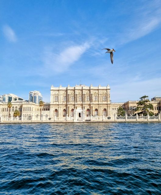 Istanbul: Dolmabahçe Palace Tour and Sunset Yacht Cruise - Key things you’ll notice on this tour