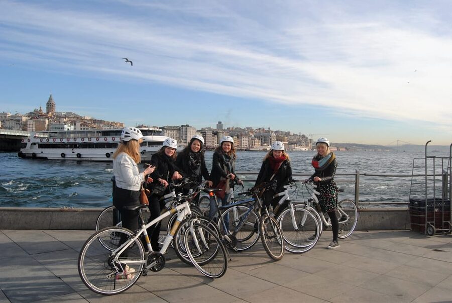 Istanbul: Eurasia Bike & Boat Half-Day Tour - Guides matter, and this one tends to be strong on safety and city context