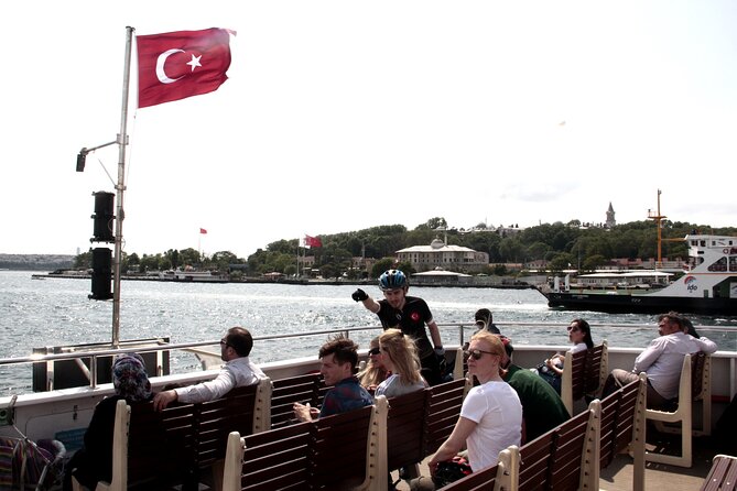Istanbul Eurasia Bike & Boat Tour - Üsküdar Pier to Salacak: Bike Lane Comfort and a Romantic Maiden’s Tower Stop