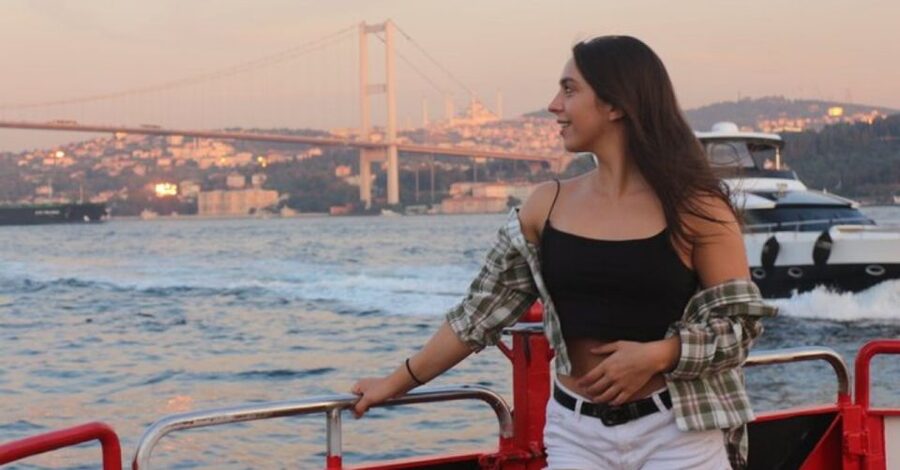 Istanbul: Europe and Asia Tour By Bus And Bosphorus Cruise - First Views: Breakfast Tea and Bosphorus Strait Morning