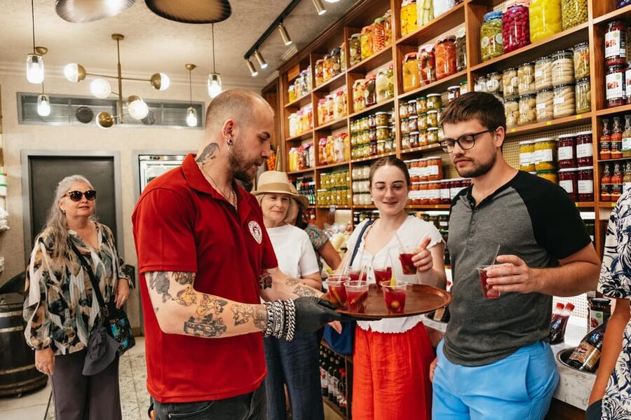 Istanbul: European and Asian Side Guided Foodie Walking Tour - The sweet landing: baklava, Turkish coffee, and dondurma