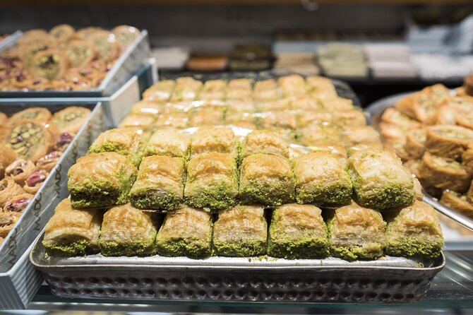 Istanbul Evening Food Tour: The Best Bites of Taksim and Karaköy - Dietary Fit: Vegetarian and Vegan Limits, and Why They Matter Here