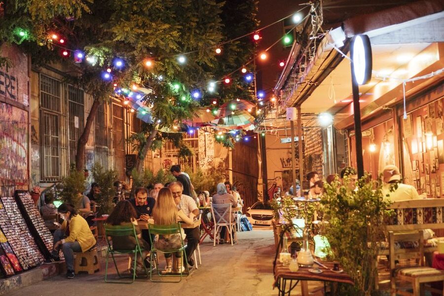Istanbul: Evening Walking City Tour with A Private Guide - Local markets and the included snack you should not skip