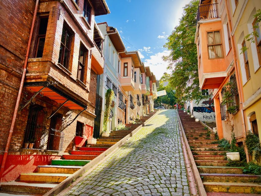 Istanbul: Fener, Balat, Old Greek and Jewish Quarter Tour - Quick take on Fener and Balat, with tram included