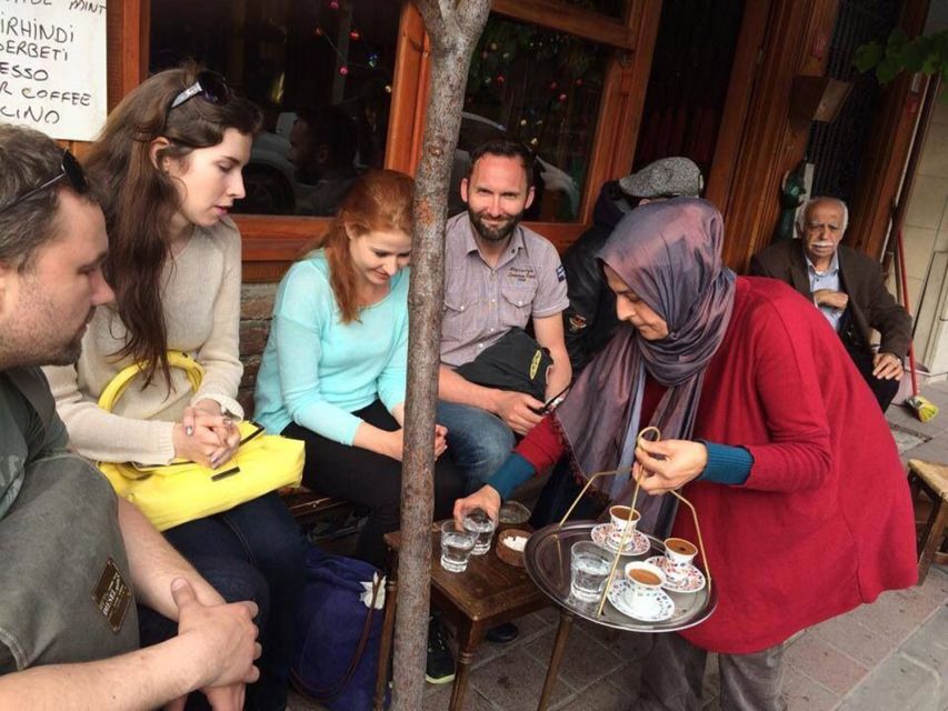 Istanbul: Fener, Balat, Old Greek and Jewish Quarter Tour - Getting started at the Spice Bazaar, then riding the tram like locals