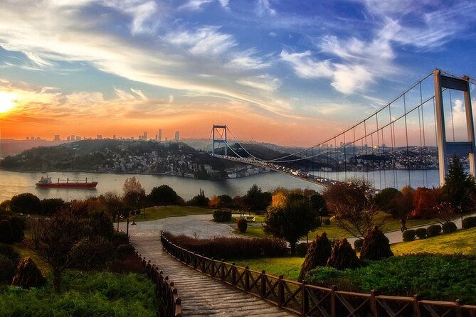 Istanbul Food Escape : Ferry to the Flavors of the Asian Side - Çınaraltı in Çengelköy, Waterfront Street Food to Close the Loop