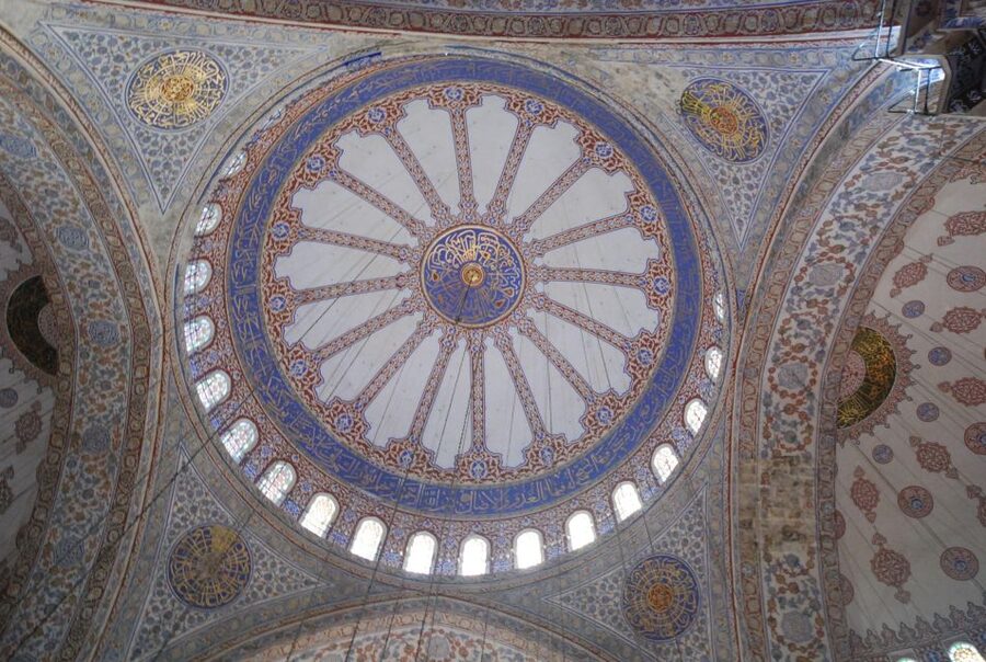 Istanbul Full Day Byzantine & Ottoman Traces Tour - Topkapi Palace, Harem section, and Aya Irene entrance included