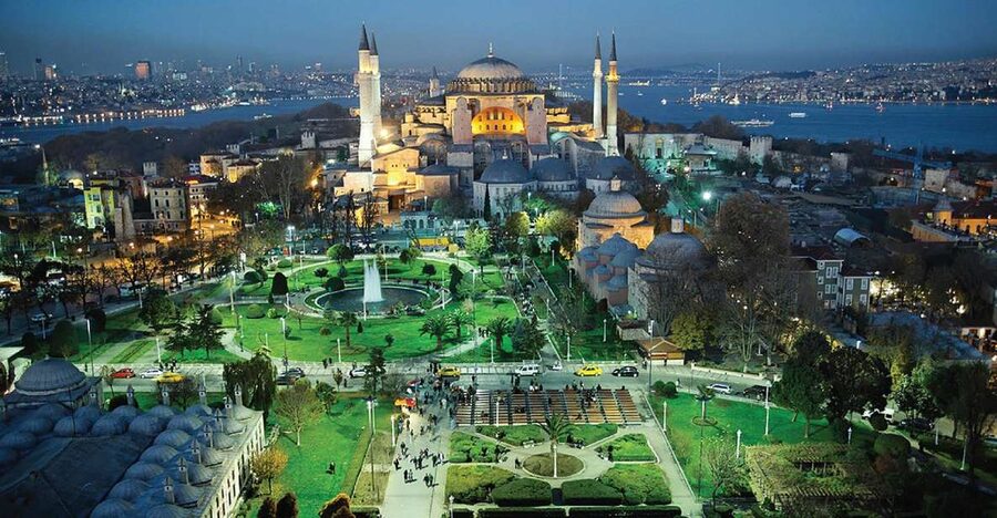 Istanbul: Full-Day Heritage Tour - A tightly guided day through Sultanahmet, the core of Old Istanbul