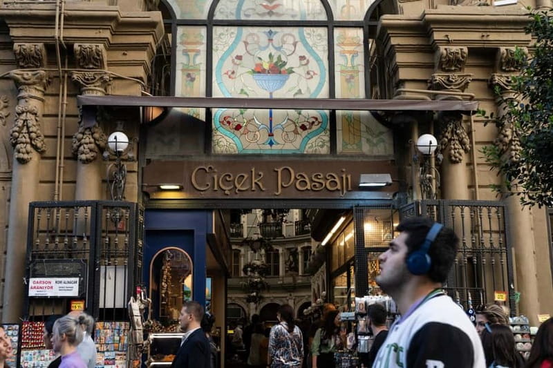 Istanbul: Galata, Taksim, Istiklal & Karaköy Walking Tour - İstiklal Avenue: the shopping street break you will appreciate more with a plan