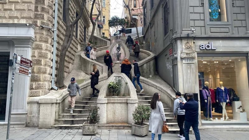 Istanbul: Galata, Taksim, Istiklal & Karaköy Walking Tour - Camondo Stairs: the fun vertical shortcut for photos