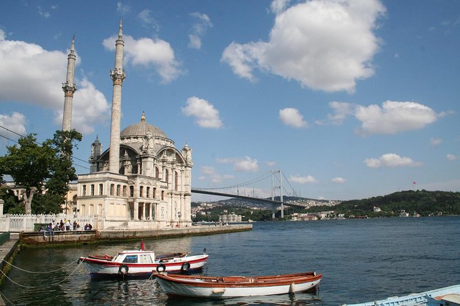 Istanbul Gold Combo - Bosphorus Strait private boat cruise: seeing Istanbul from Europe and Asia