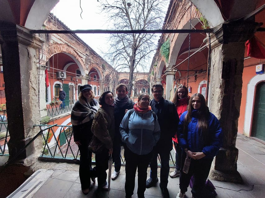 Istanbul Grand Bazaar: From Rooftops to the Secret Passages - Starting Options: Column of Constantine, Çemberlitaş, or Nuruosmaniye Mosque